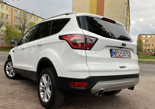 Ford Kuga cena 61700 przebieg: 198555, rok produkcji 2017 z Olsztynek małe 704